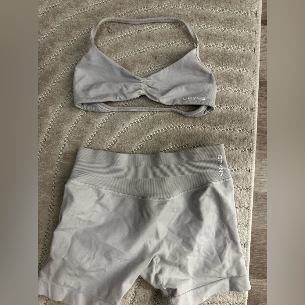 White DFYNE impact set